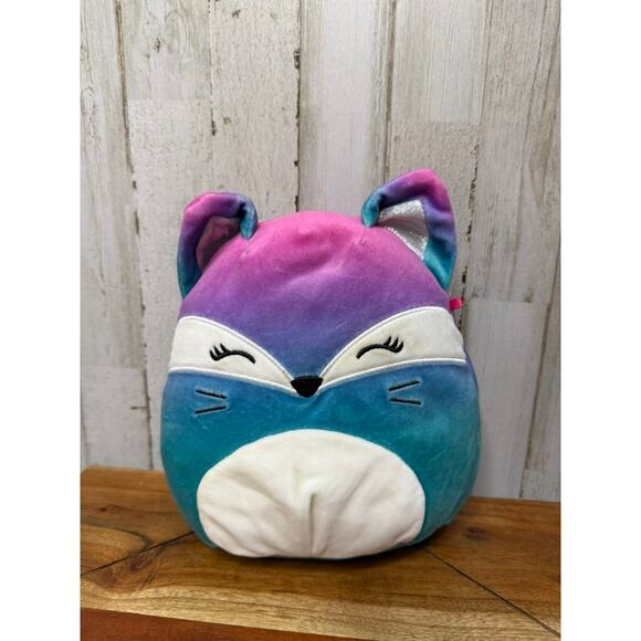 Squishmallows Vickie The Fox Plush Blue & Pink Ombre Medium 8" - Picture 1 of 5